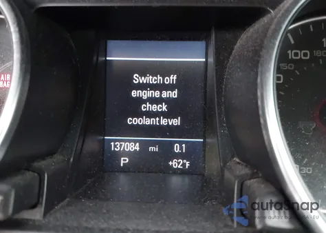 2010 Audi A5 Premium Plus z USA, uszkodzony, nr VIN WAULFAFR4AA031347